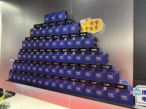 i9K芯 全国最大全场i9K电竞馆起航CQ9电子平台171台机器 171颗(图5) i9K芯 全国最大全场i9K电竞馆起航CQ9电子平台171台机器 171颗(图5)