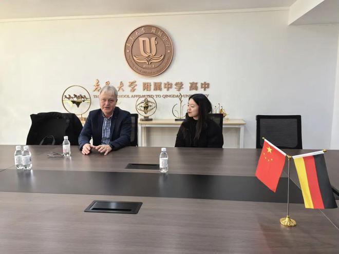 冬季德国大学预科入学考试在青大附中高中顺利开考CQ9电子版入口青大附中高中·头条|2024年(图4) 冬季德国大学预科入学考试在青大附中高中顺利开考CQ9电子版入口青大附中高中·头条|2024年(图4)